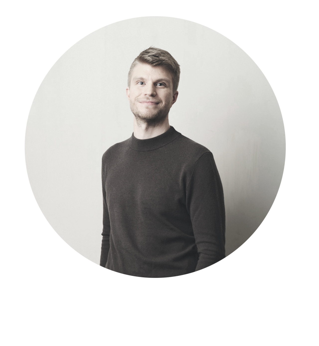 Porträttbild av Joakim Larsson